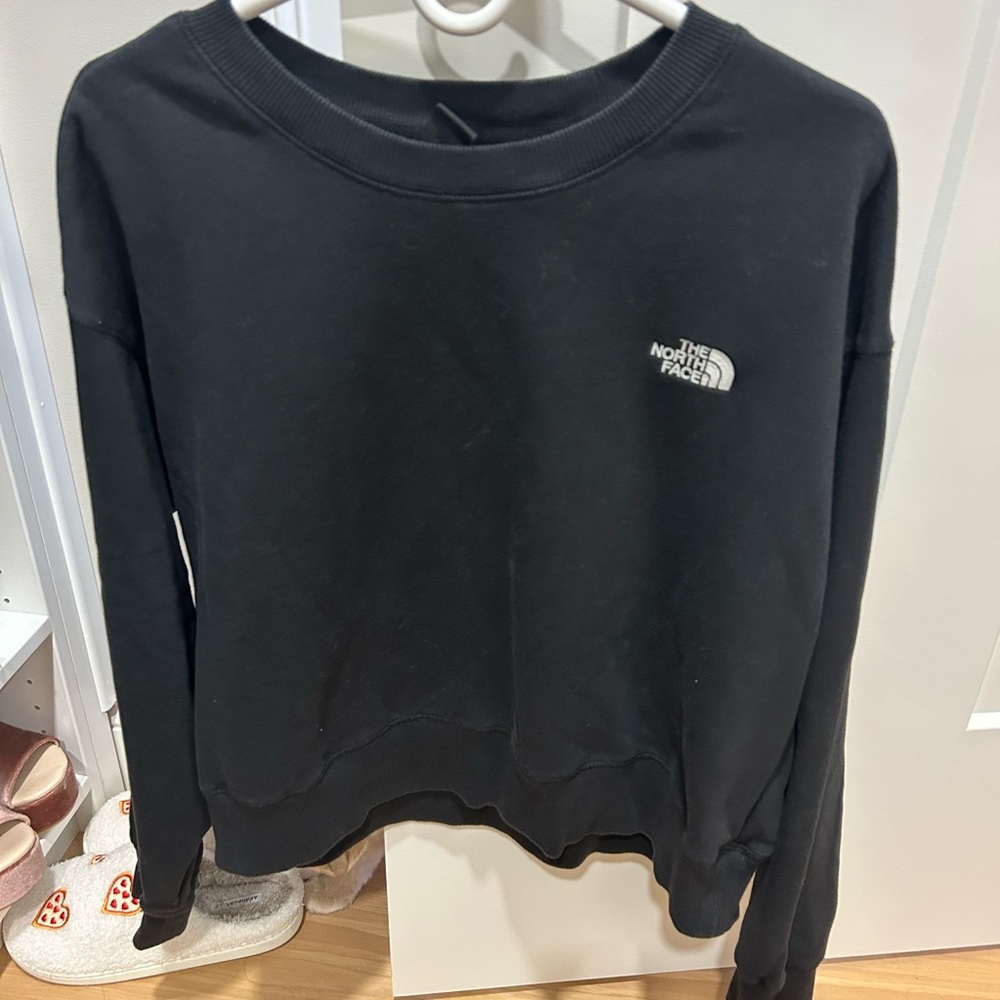 The North Face Women's Black Logo Sweatshirt